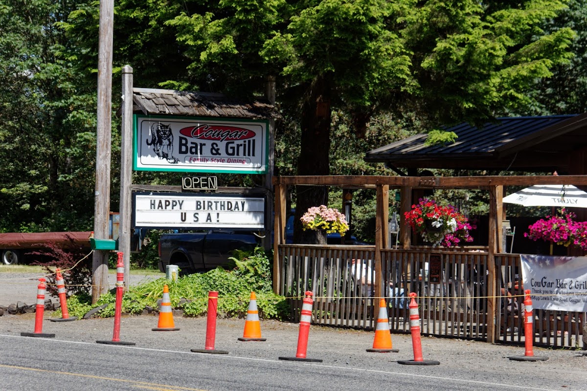 Cougar Bar & Grill