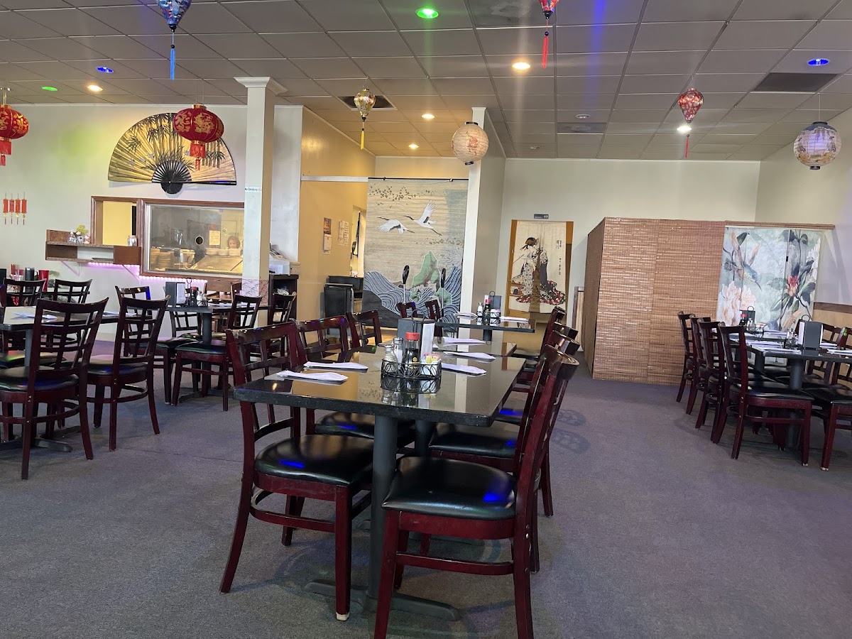 Hibachi Steak & Sushi-3