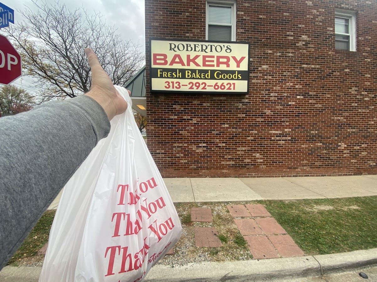 Roberto's Bakery-4