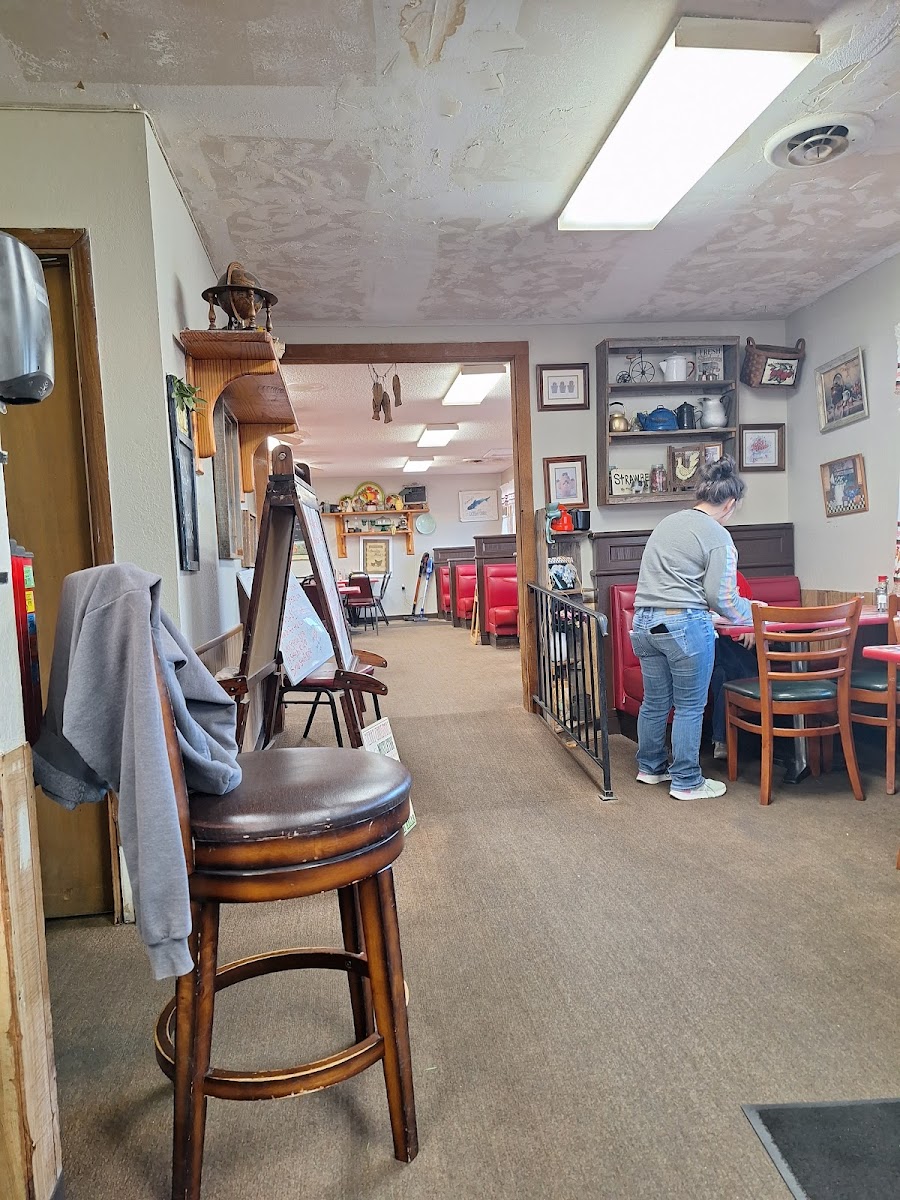 Casey's Catfish Corral-4