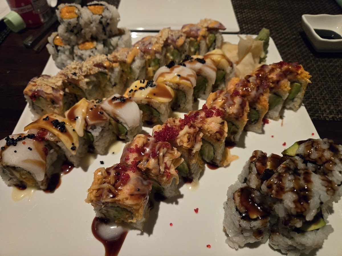Red Lantern Sushi & Asian Kitchen-4