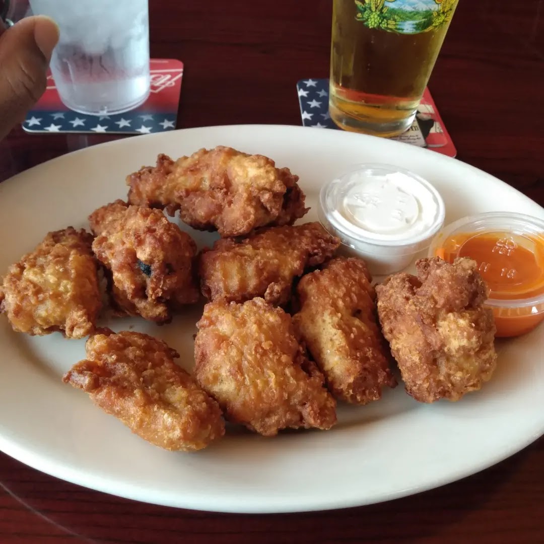 Pavilion Bar & Grill-3