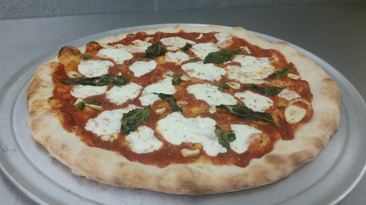 Giovanni's Pizzeria-3