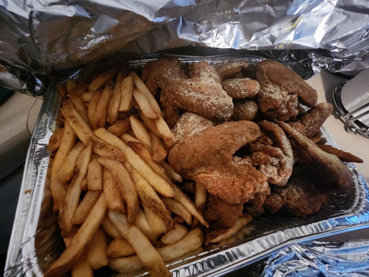 Big Sharks Fish Chicken & More-2