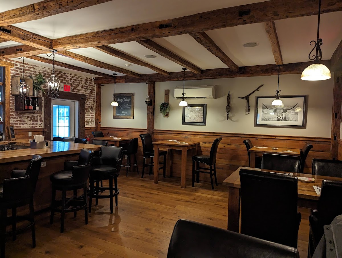 Smith Hill Tavern-3