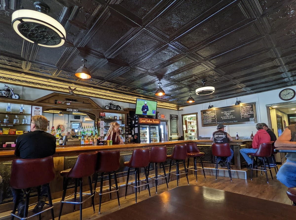 Good Fellas Tavern