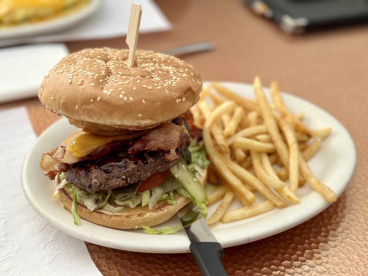 Golden West Restaurant & Casino-2