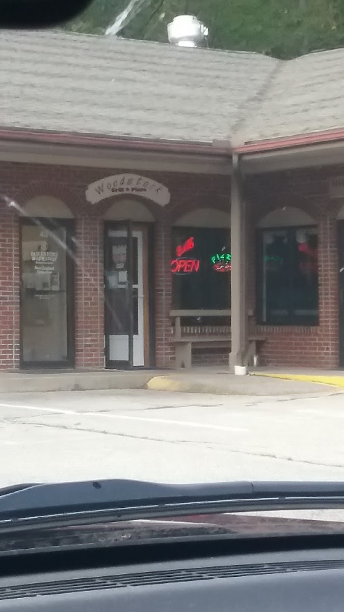 Woodstock Grill & Pizza-3