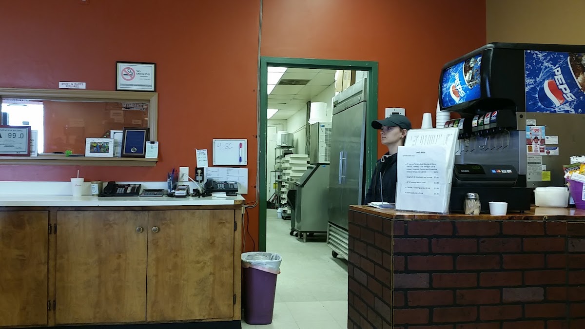 Dave's Pizza & Subs