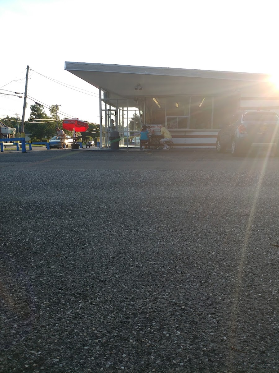 Slo-jack's Drive-in-3