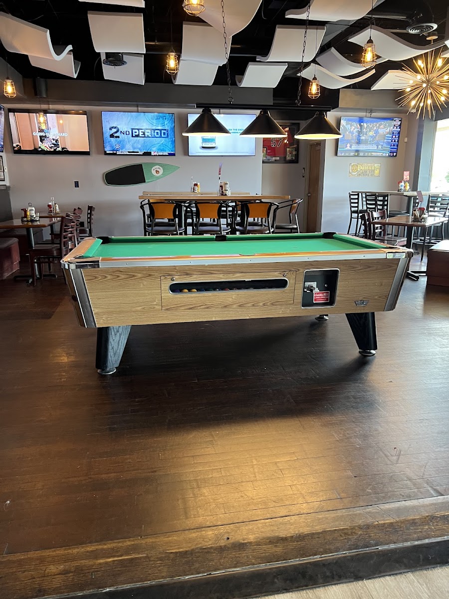 Game On Avon Lake Bar & Grill-3
