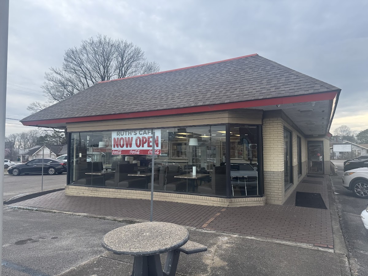 Ruth's Cafe
