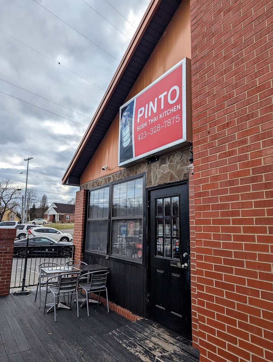Pinto Sushi Thai Kitchen