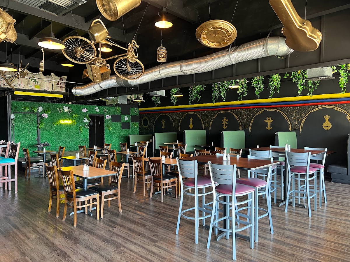 Los Parceros Colombian Restaurant