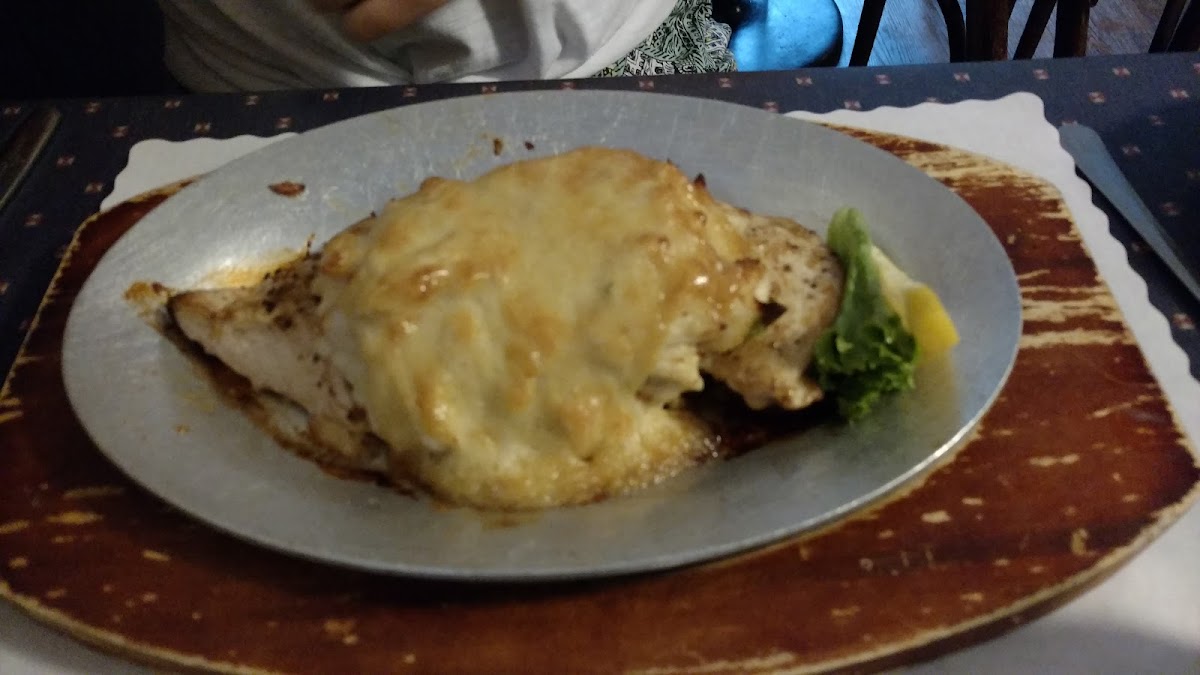 Gateway Restaurant & Lounge-3
