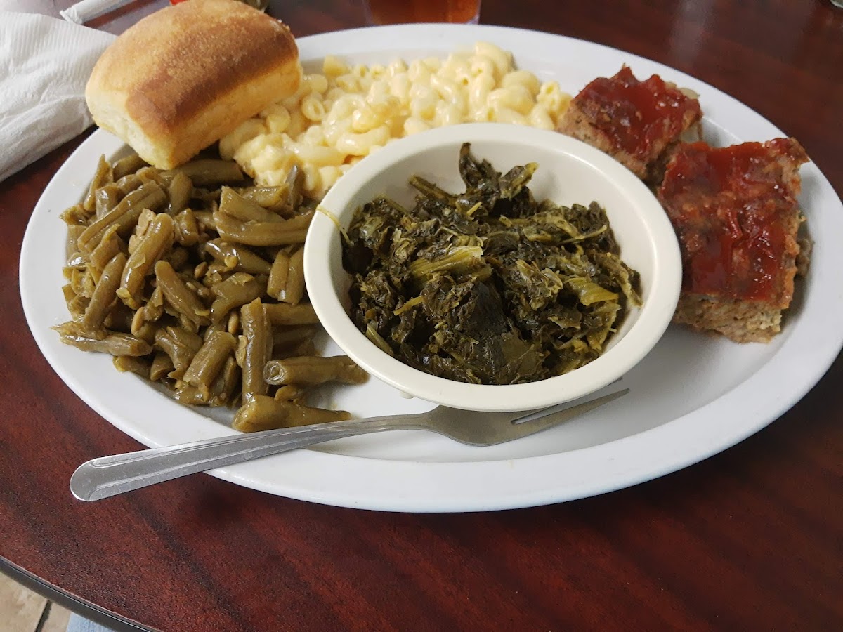 Kuntry Kitchen-2