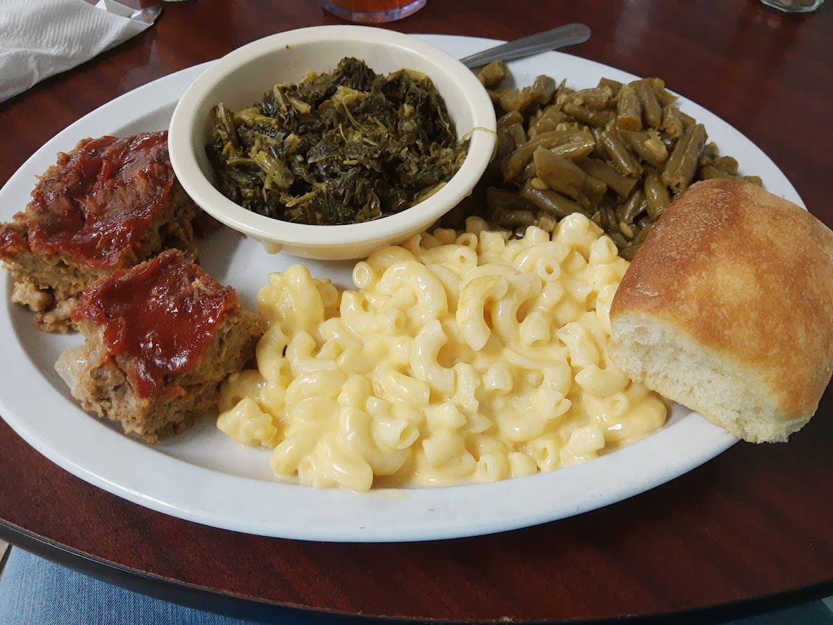 Kuntry Kitchen-4