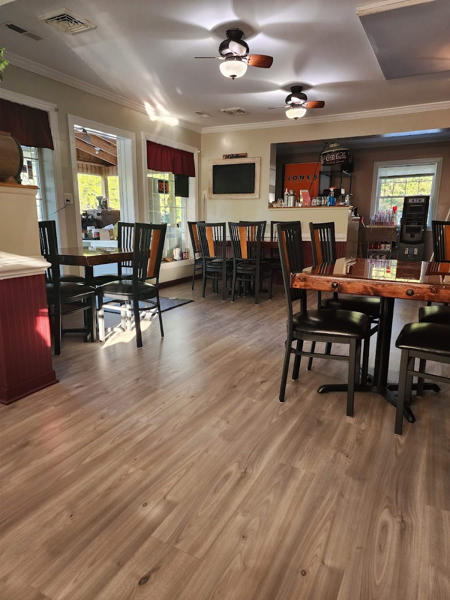 Pine Grove Restaurant-3