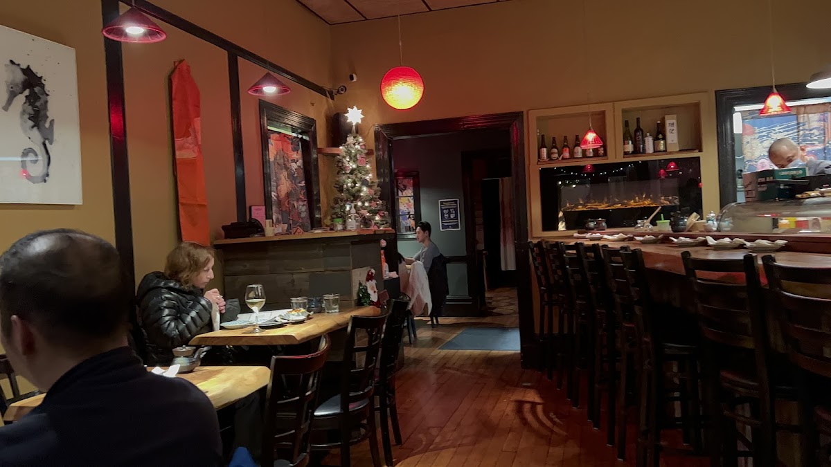 Fenikkusu - Tapas And Omakase