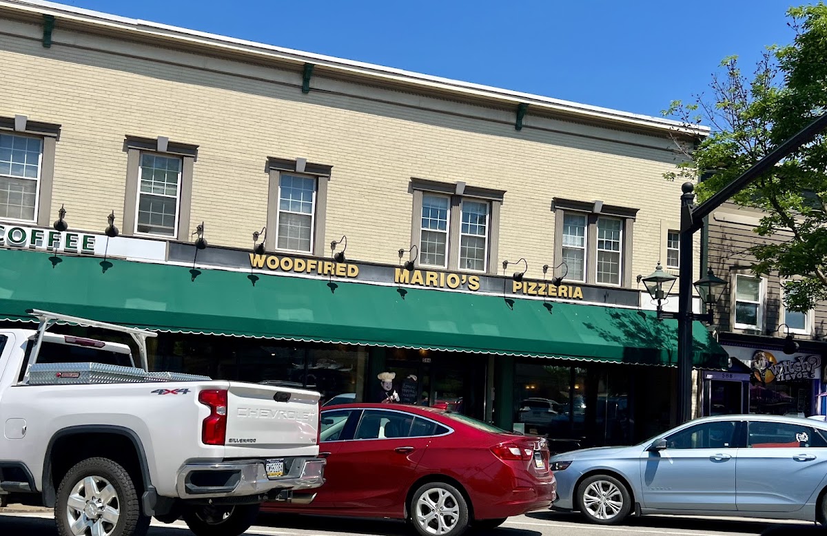 Mario's Woodfired Pizzeria