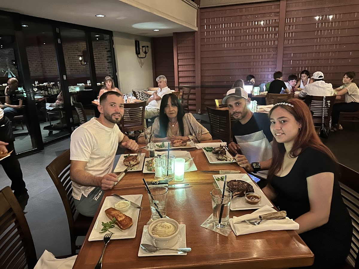 Cut 38 Steakhouse-5