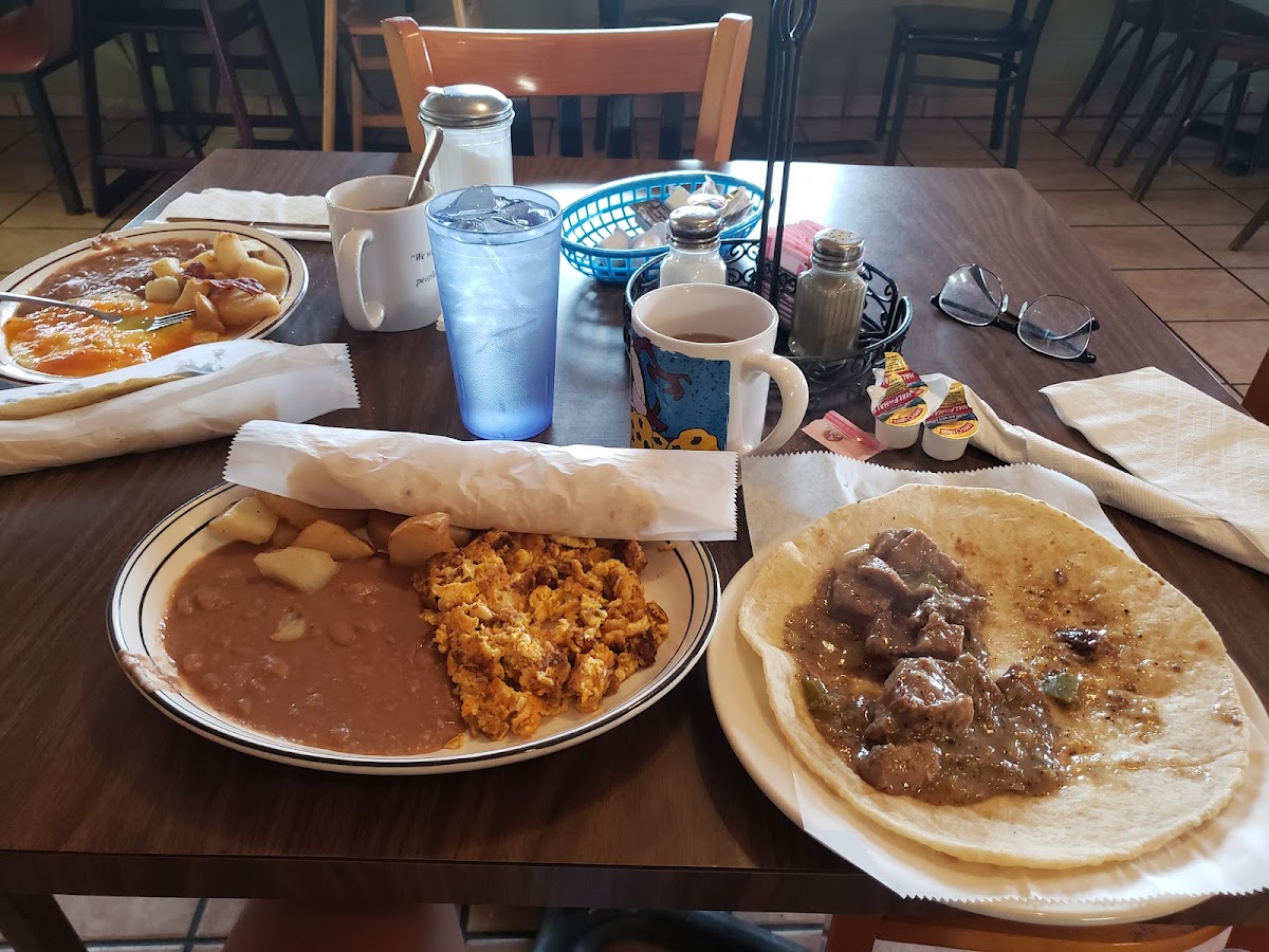 Elvira's Cafe-2