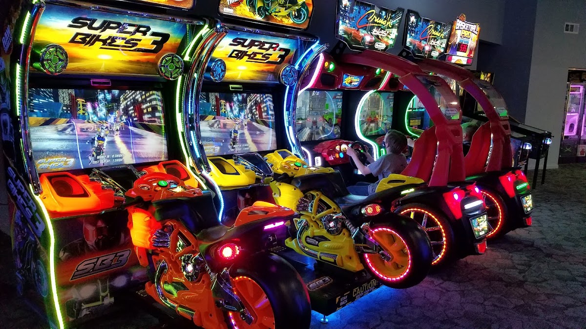 Shindig Family Entertainment Center-3