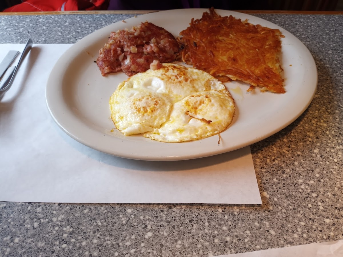 Woody's Family Restaurant-3