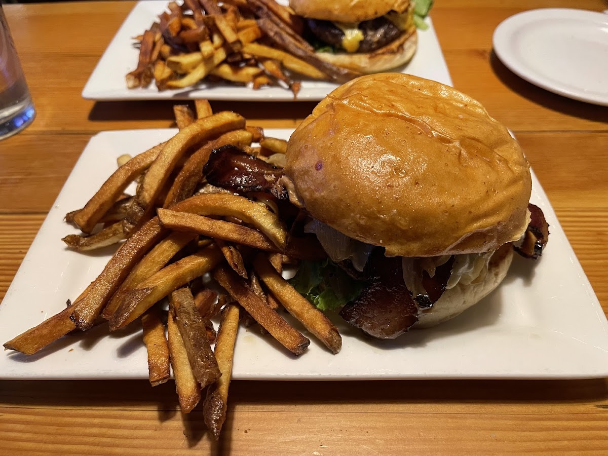 Langdon Street Tavern-4