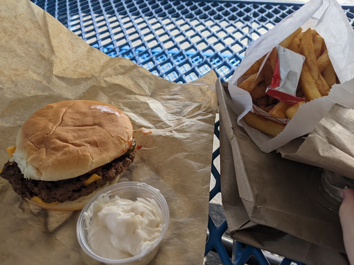 Hunt's Dairy Bar-2
