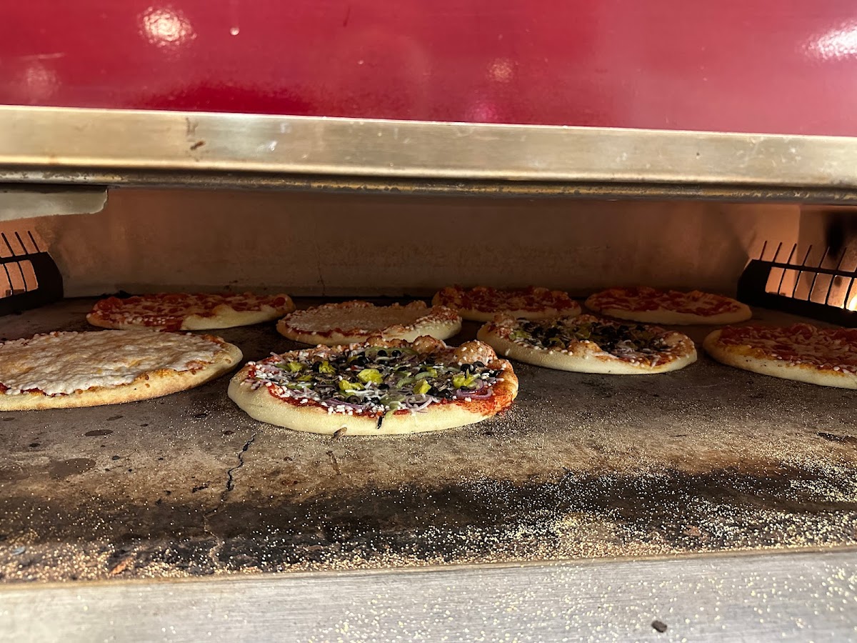 Pizza At The Cove-2