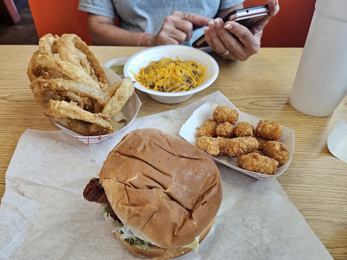 Bevo's Drive In-3