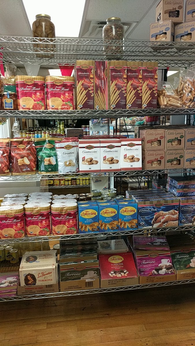 Giovanni's Italian American Delicatessen-4