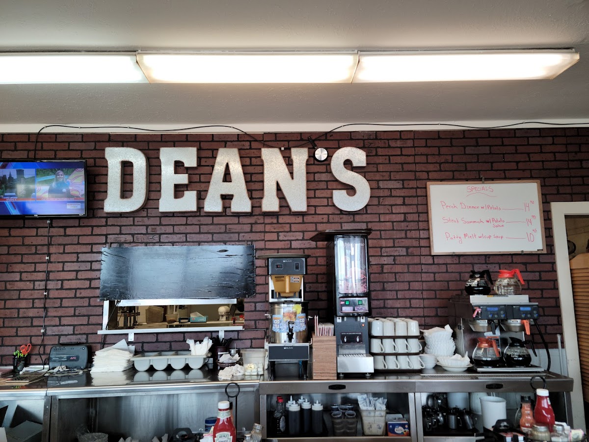 Dean's Family Restaurant-4