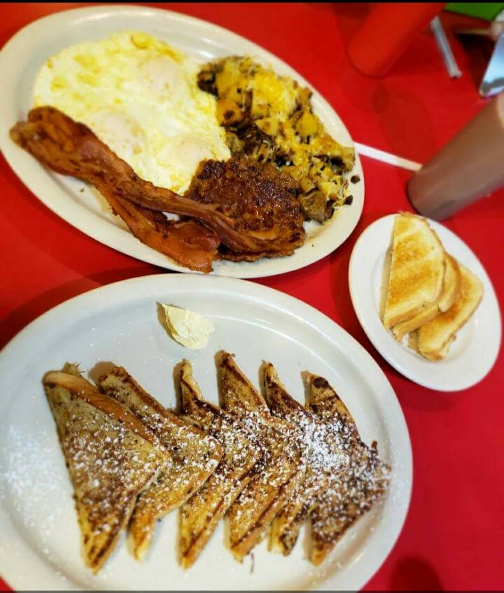 Breakfast At Shelly's-2