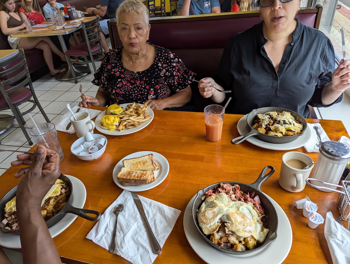 Stratford Skillet-5
