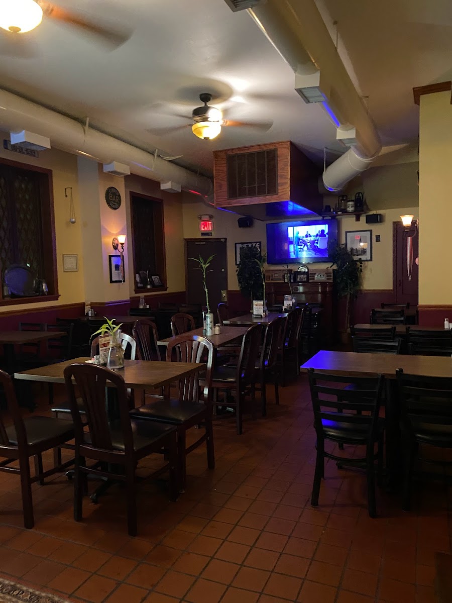 Bonner's Irish Pub-4