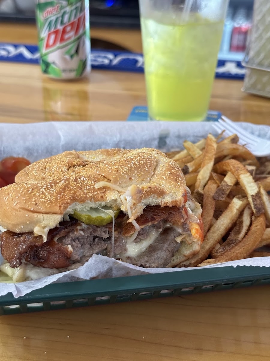 The Pit Stop Bar & Grill-2