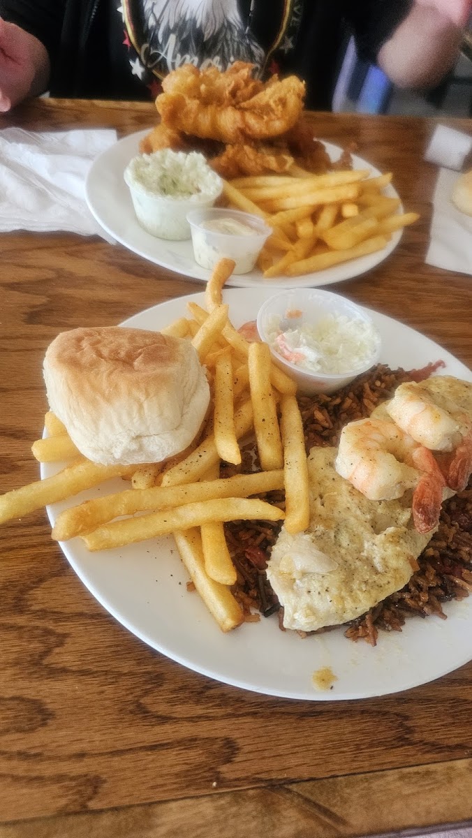 The Pit Stop Bar & Grill-5