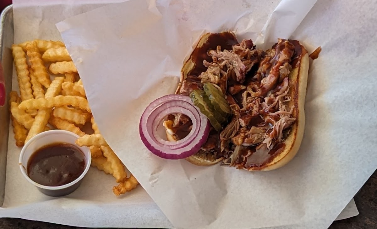 Dan's BBQ-5