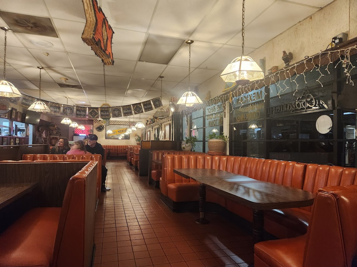 Los Gallos-3