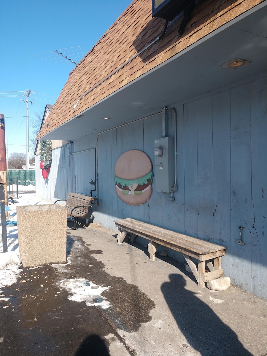 Burke's Bar & Grill-5