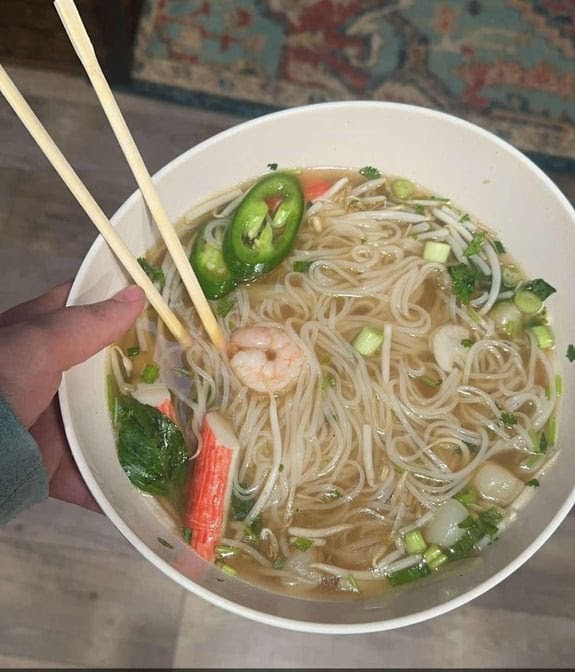 Le's Pho-2