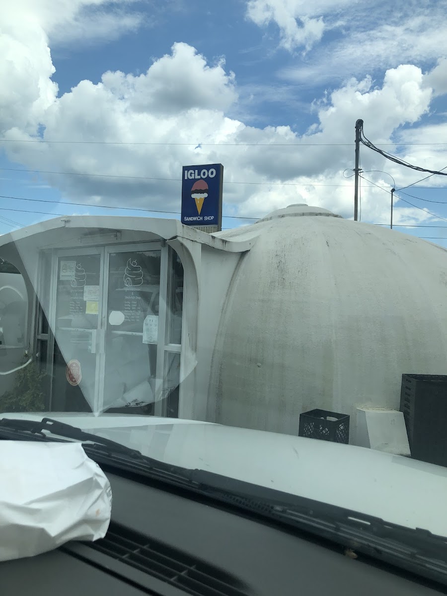 Igloo Ice Cream & Sandwich Shop-4
