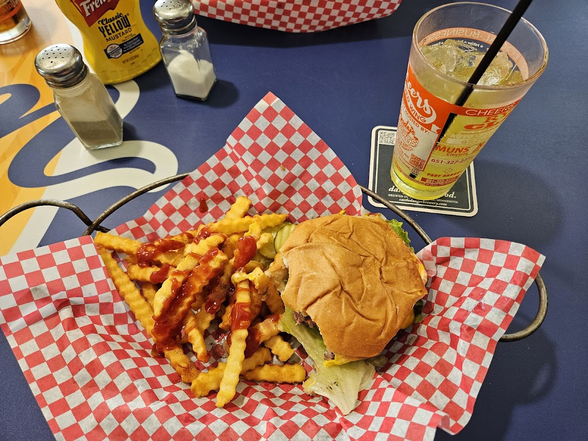 Andy's Sports Bar & Grill-2