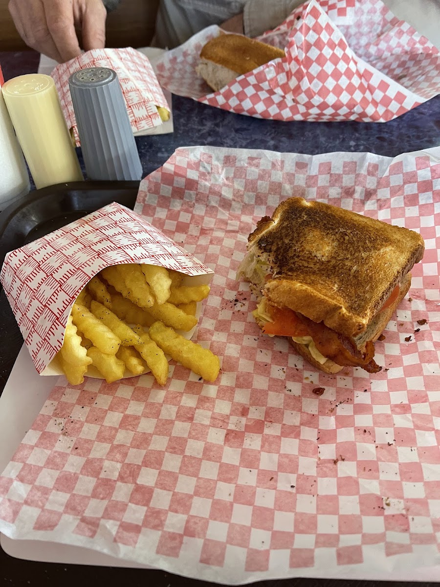 Mr Rodgers Hamburgers-5