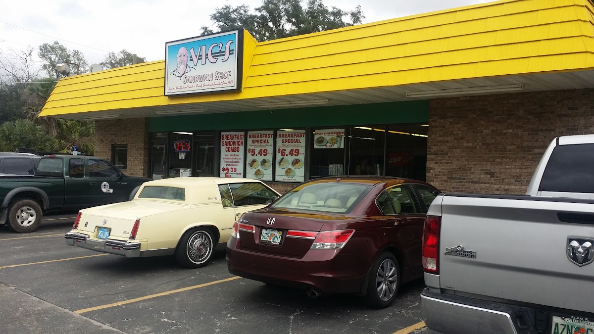 Vic's Sandwich Shop-5