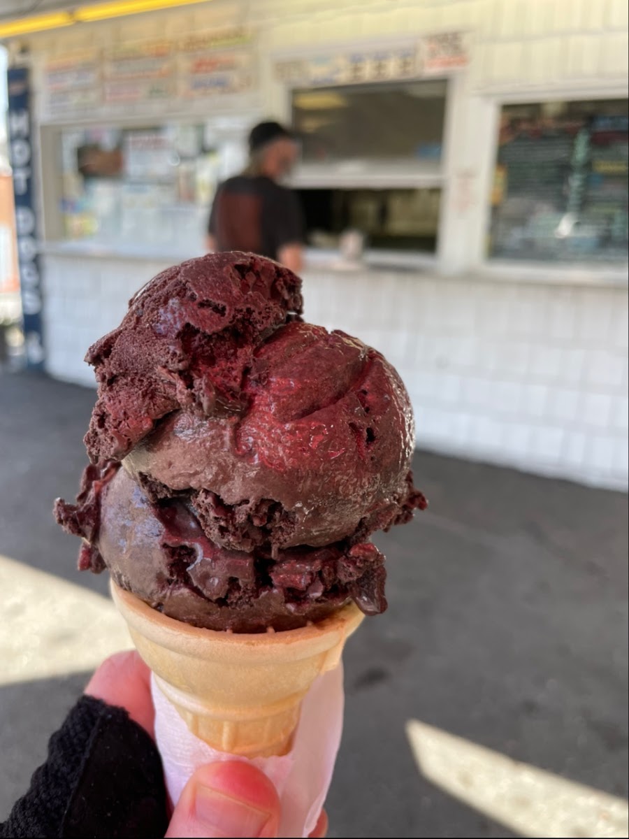 Scoops N' More-3