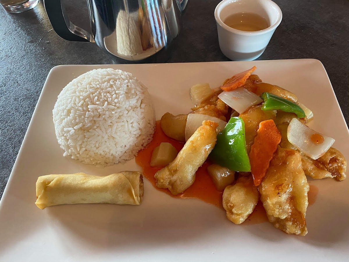 Golden Pine Chinese Restaurant-2