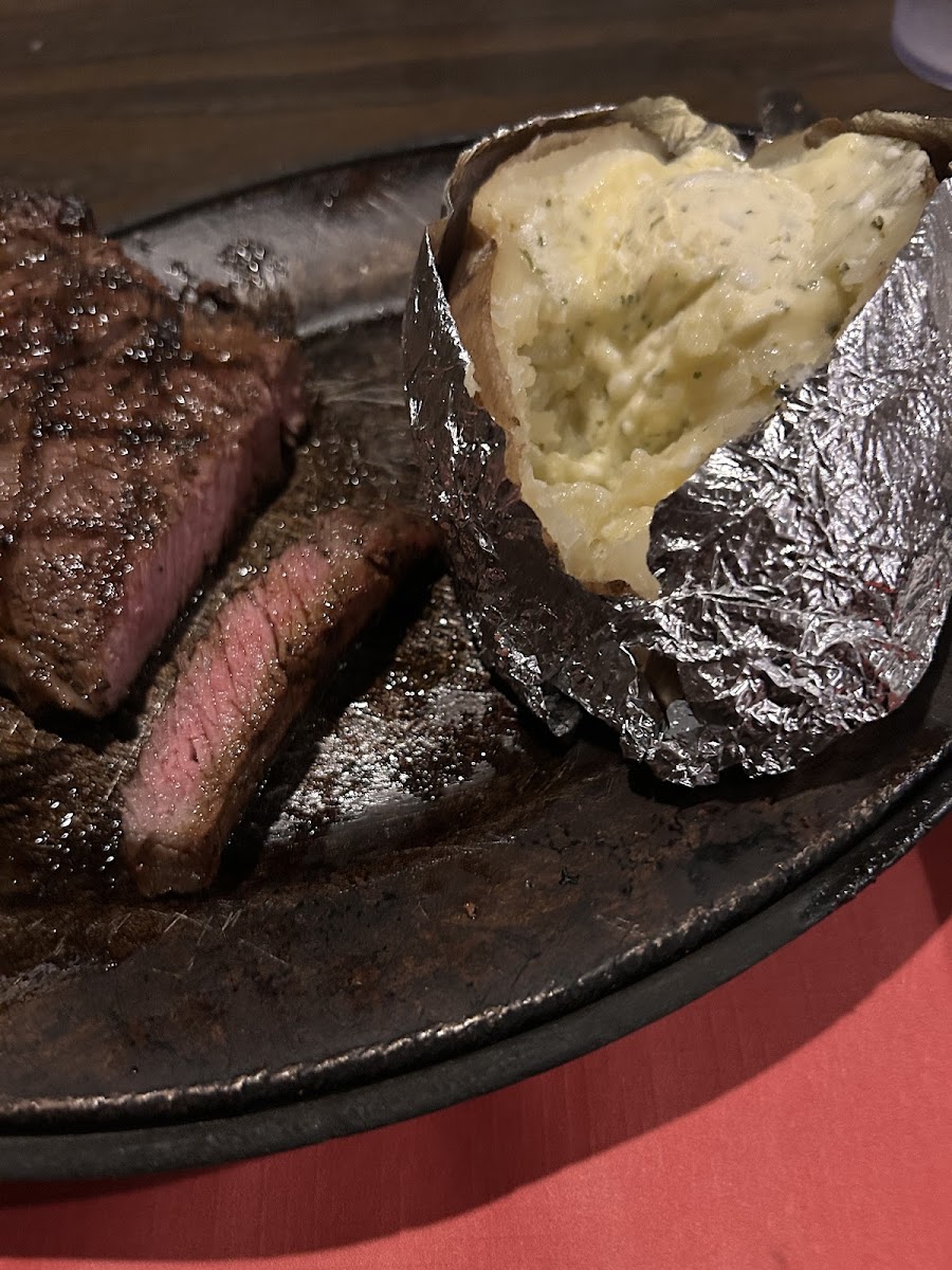 Carolina Restaurant & Steak House-2